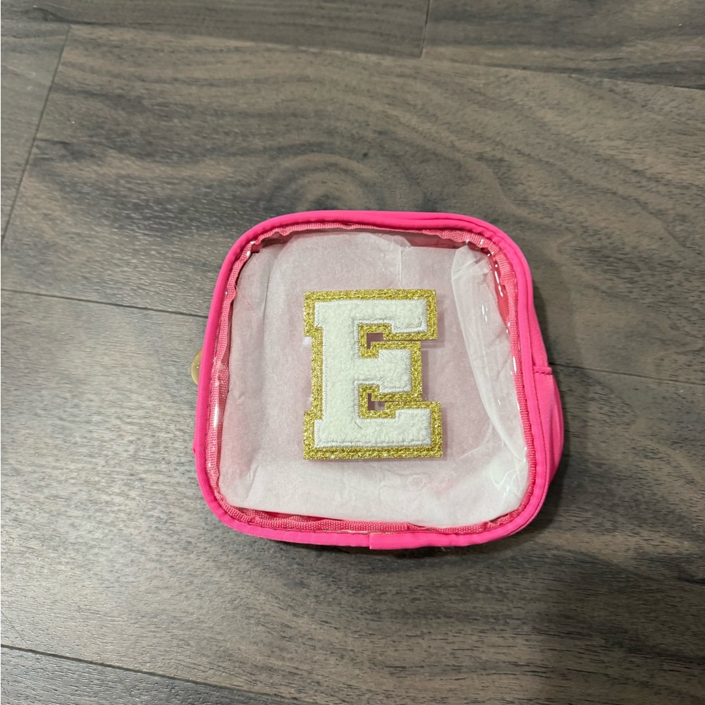 Source Unknown Pink Cosmetic Bag with Gold and White Initial